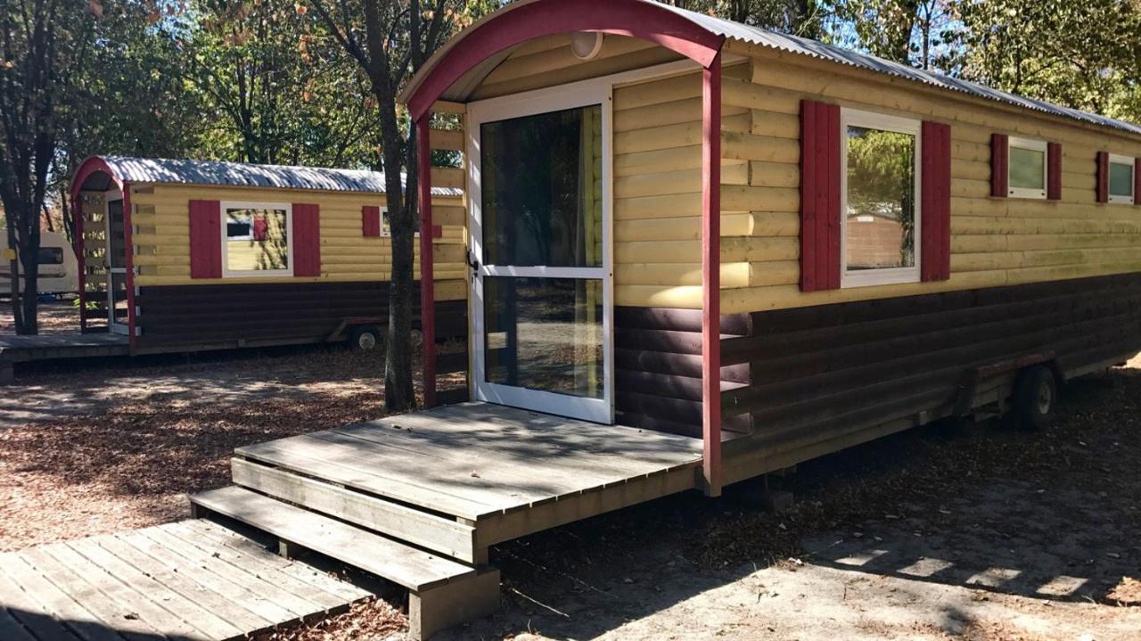 Camping Du Lion Bourg-Saint-Andéol المظهر الخارجي الصورة